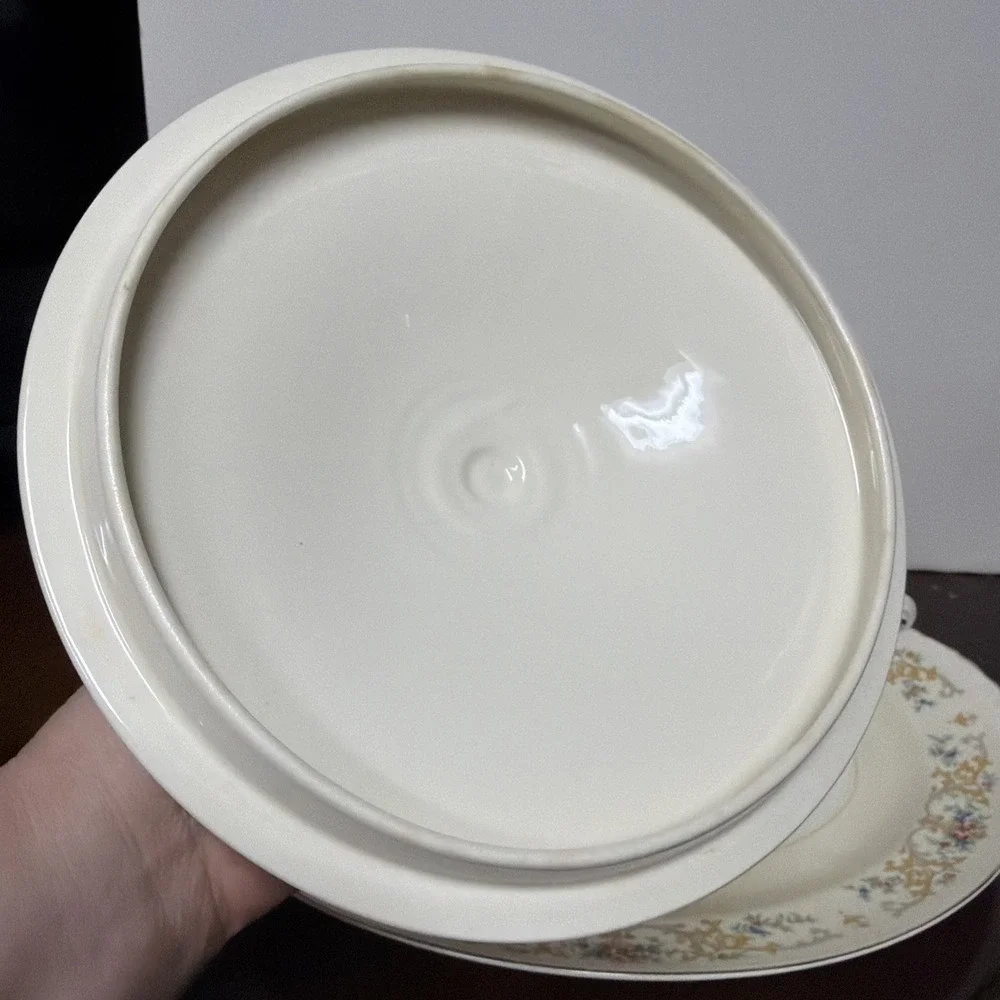 HOMER LAUGHLIN EGGSHELL NAUTILUS 15 1/2